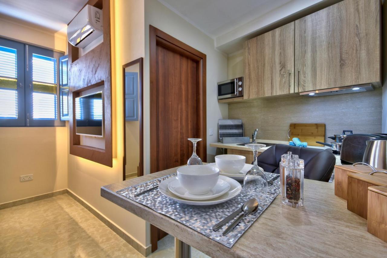 Central Suites St. Julian'S Extérieur photo